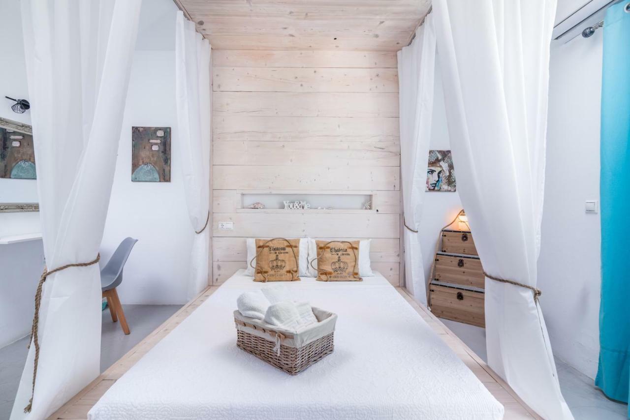 Villa Iceberg Kalamaki  Exteriör bild